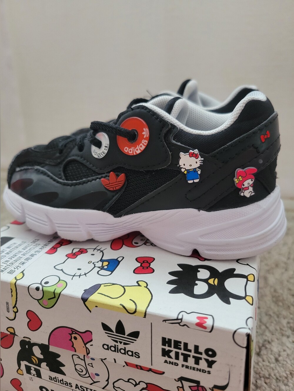Hello Kitty & Friends Adidas Astir